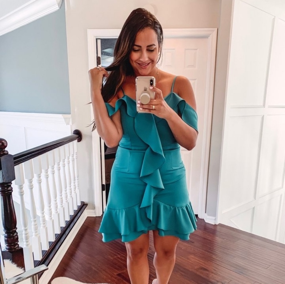 Dress - Picture 5 of 5